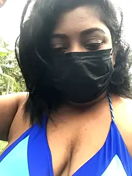 Stripchat Nude Webcam of _Cute_ariana_