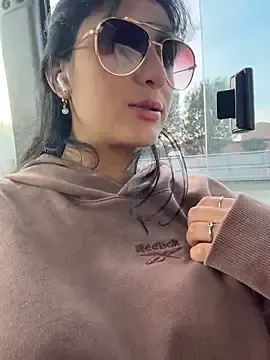 Stripchat Free Porn Cam of fiorella_paris