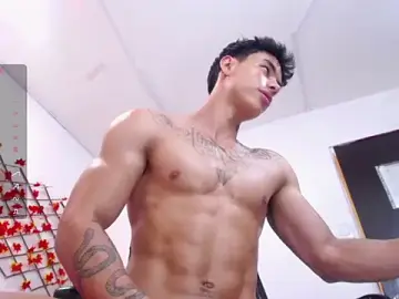 Stripchat Live Sex of IanWest_