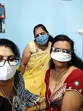 Stripchat Adult Webcam of Kannadasexywifes