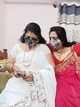 Stripchat Live Sex Cam of Kannadasexywifes
