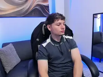 Stripchat Watch Live Sex Cams of Leoo_Miller