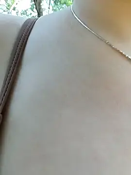 Stripchat Sex Cam of lyna_bl