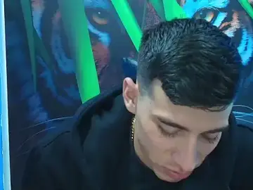 Stripchat Live Sex Cam of DEIBY_BABY