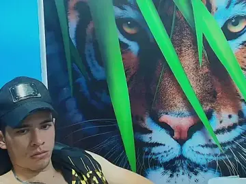 Stripchat Live Sex Cam of DEIBY_BABY