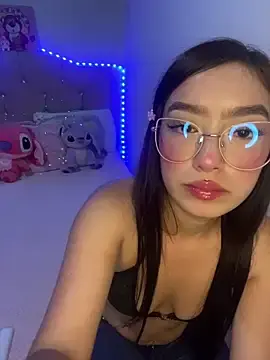 Stripchat Adult Webcam of Miakittyyy