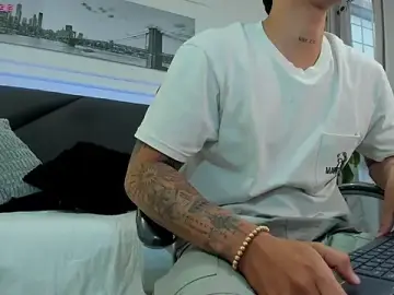 Stripchat Best live sex cam show of Damian23__