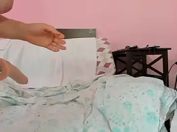 Stripchat Live Sex Cam of HotSweetAngel