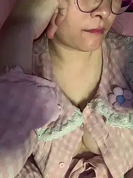 Stripchat Free Porn Cam of Star-sweet