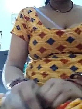 Stripchat Adult Video Chat of Darling8008