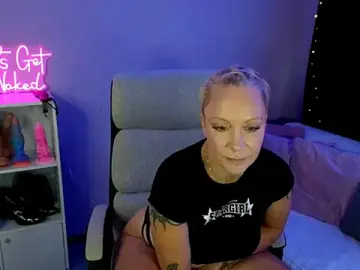 Stripchat Best live sex cam show of JaninaSecrets_