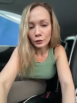 Stripchat Adult Webcam of LavenderHot