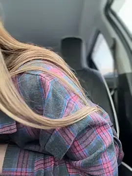 Stripchat Adult Webcams of LavenderHot