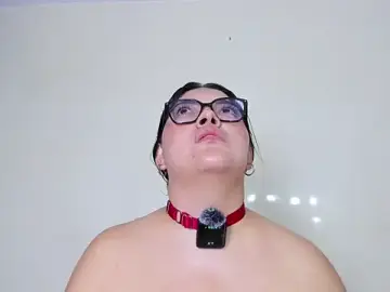 Stripchat Adult Webcam of Shell__