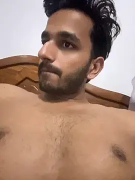 Stripchat Live Sex Cam of aadibuttplug