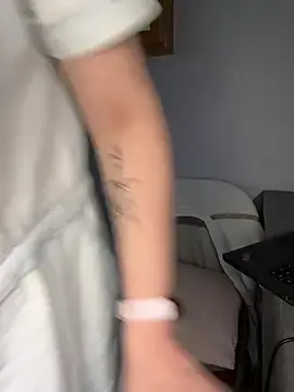 Stripchat Best Webcam of HoneyBluex