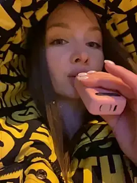 Stripchat Adult Webcam of KrisMagnoly