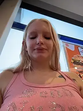 Stripchat Adult Webcams of Mila_NoRules