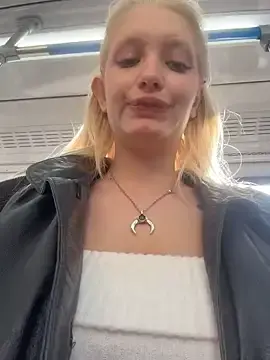 Stripchat Nude Webcam of Mila_NoRules