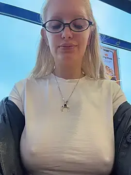 Stripchat Adult Webcams of Mila_NoRules