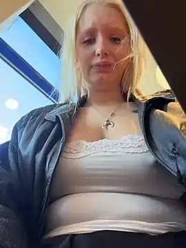 Stripchat Sex Chat of Mila_NoRules