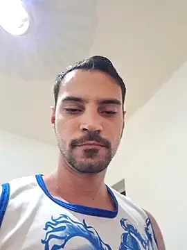 Stripchat Live Porn of leo_Bittencourt