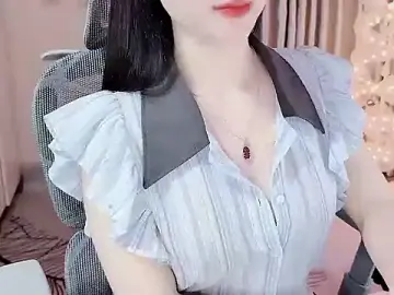 Stripchat Watch Live Sex Cams of Agnelyn____