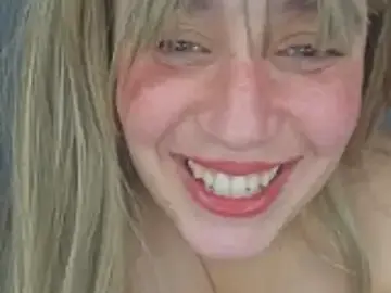 Stripchat Free Porn Cam of Tarwa05