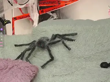 Stripchat Nude Webcam of AmiLewis