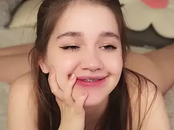 Stripchat Sex Cam of AmiLewis