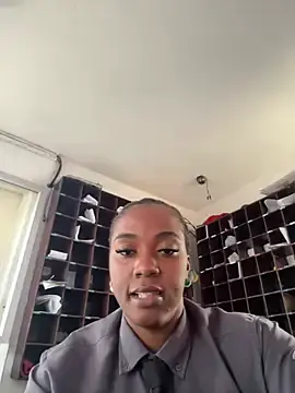 Stripchat Free Porn Cam of CiaraEbony