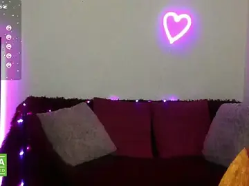 Stripchat Live Sex Cam of Muse_kitty_jenia