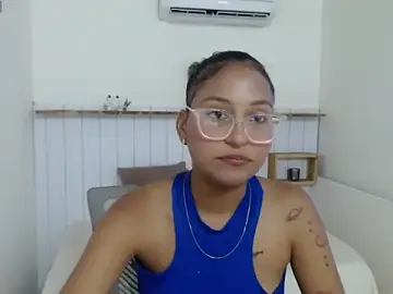 Stripchat Nude Webcam of Rubi_Diamond_