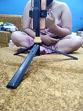 Stripchat Sex Cam of Ruchikalive