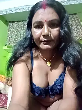 Stripchat Live Sex of YOURFIVAA