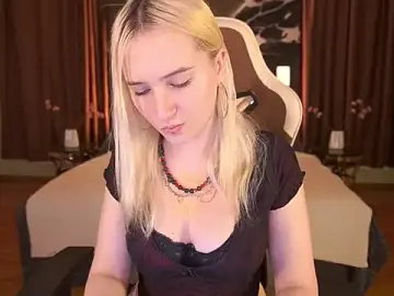 Stripchat Adult Video Chat of LilElfie