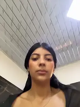 Stripchat Watch Live Sex Cams of Baby_Niels