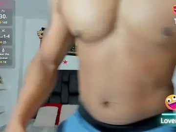 Stripchat Live Sex Cam of MattRodriguez9