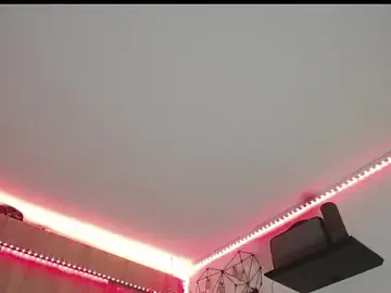 Stripchat Live Sex Cam of Santiago_kiler