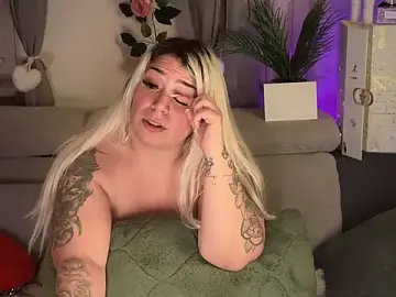 Stripchat Sex Cam of Monageil