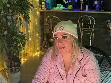 Stripchat Sex Cam of Monageil