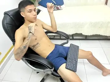 Stripchat Best live sex cam show of paul_ponce