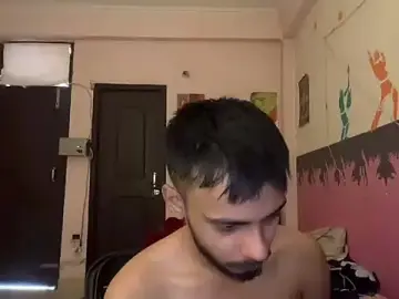 Stripchat Live Sex Cam of CutieDickBoiii