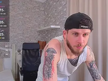 Stripchat Live Porn of JonahShaw