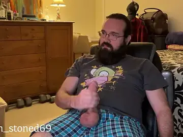 Stripchat Adult Webcam of beardedfantasydaddy
