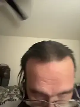 Stripchat Sex Cam of beardedfantasydaddy