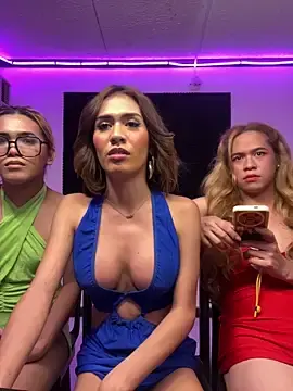 Stripchat Live Sex Cam of Bomb_Maddy