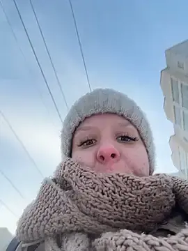 Stripchat Adult Webcams of LikaCat