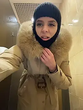 Stripchat Free Live Porn of LikaCat