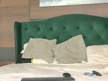 Stripchat Free Porn Cam of NicoleRougee